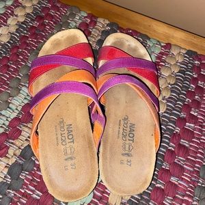 Naot Sandal